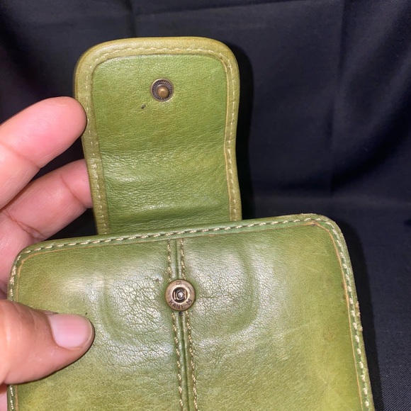 Green Leather Wallet - Picture 6 of 8